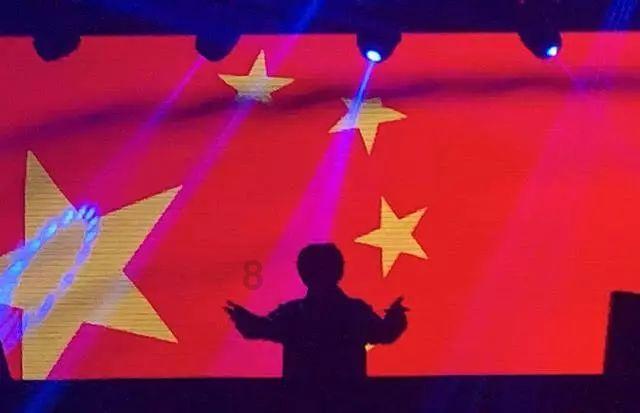 《爱的吸盘：死亡约会》延期发售 克苏鲁恐怖元素满满